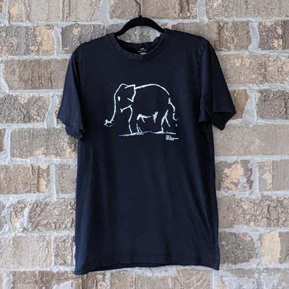 Sri Lankan Asian Elephant Short Sleeve Black White T-Shirt Size Medium Unisex - Picture 1 of 5